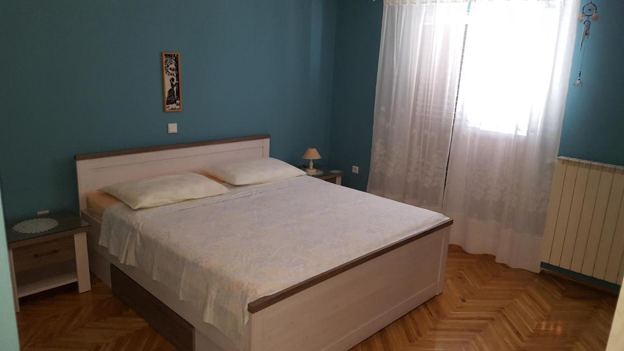 Filip Apartment Omiš Buitenkant foto
