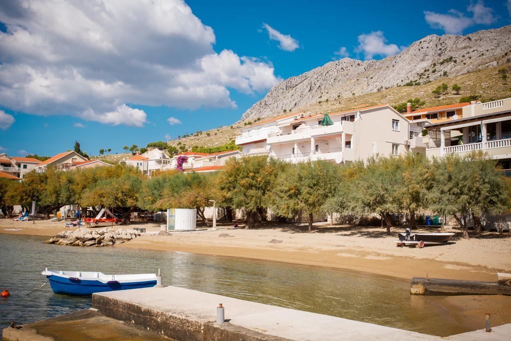 Filip Apartment Omiš Buitenkant foto