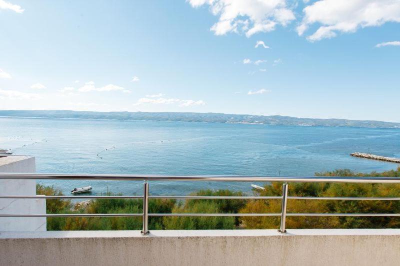 Filip Apartment Omiš Buitenkant foto