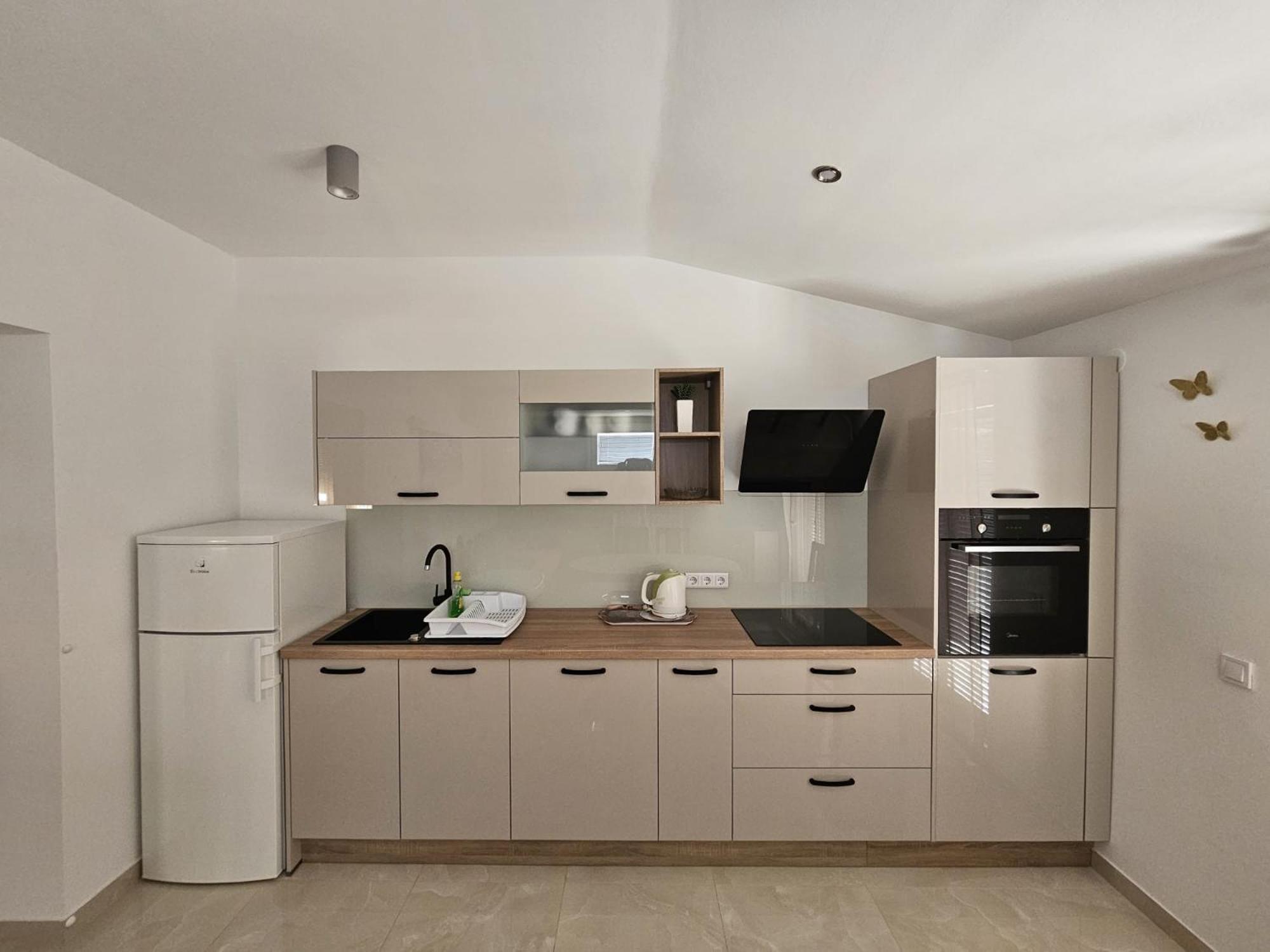 Filip Apartment Omiš Buitenkant foto