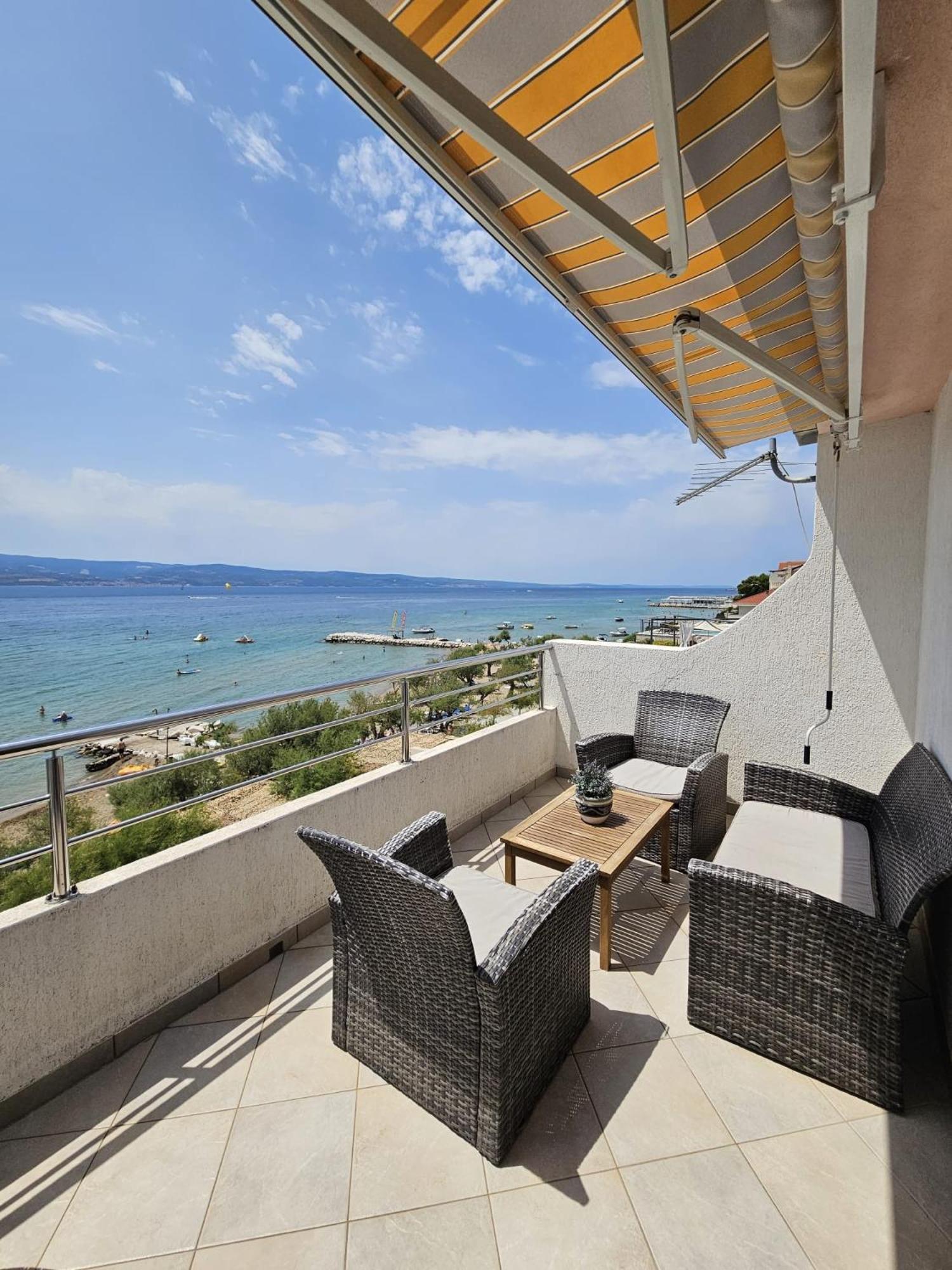 Filip Apartment Omiš Buitenkant foto