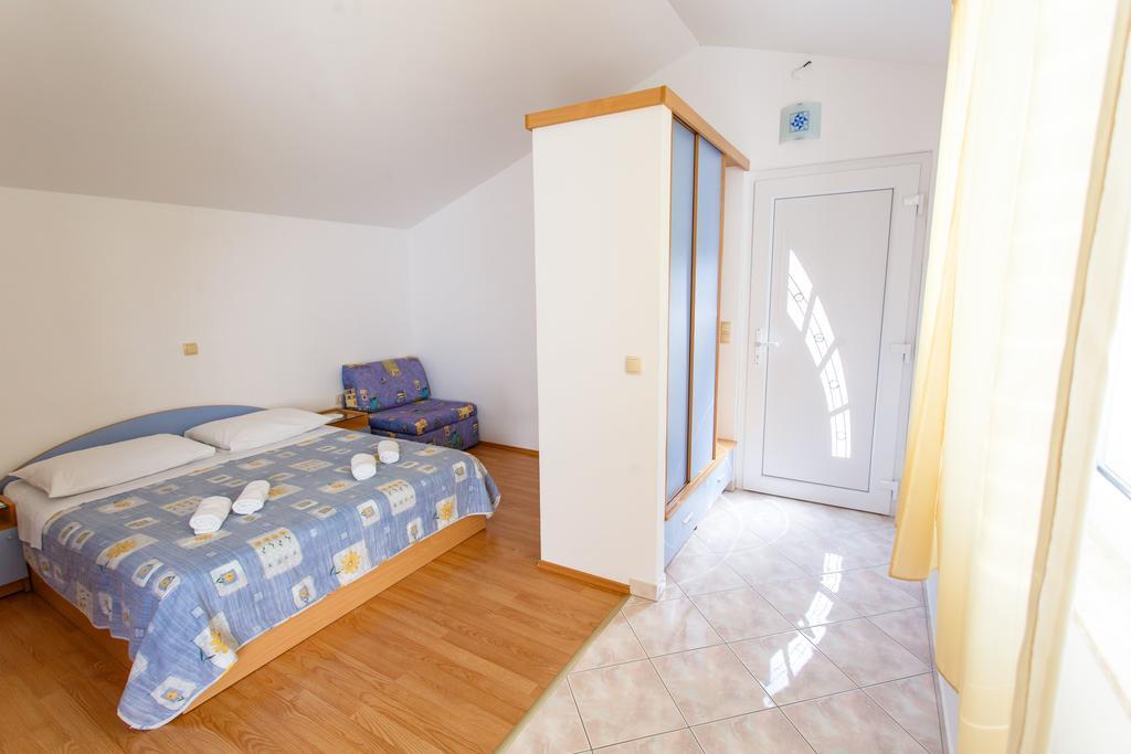 Filip Apartment Omiš Kamer foto