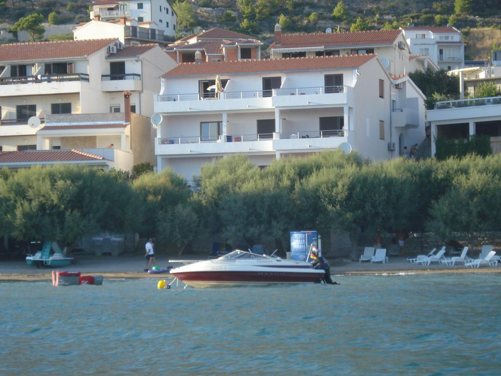 Filip Apartment Omiš Buitenkant foto